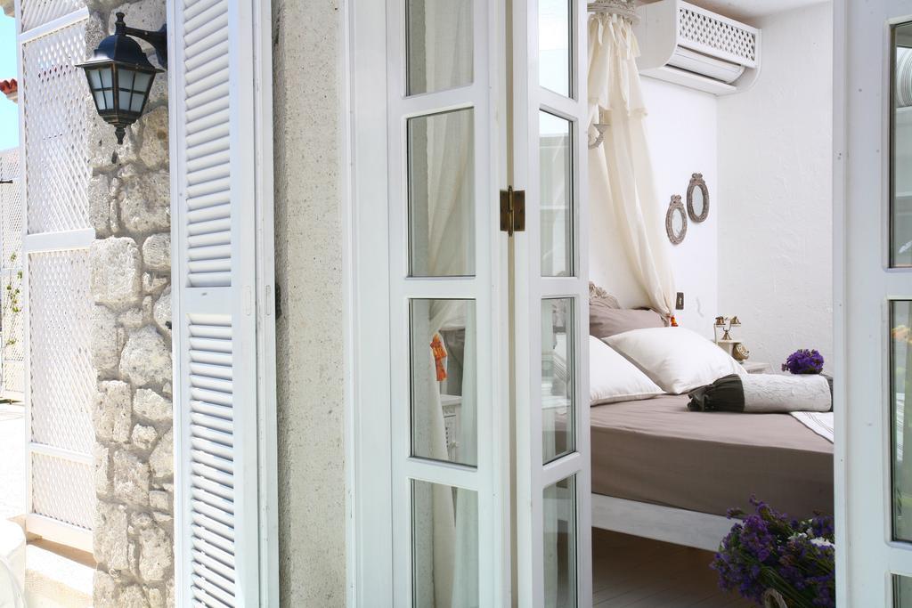 Hane Alacati Boutique Hotel Habitación foto